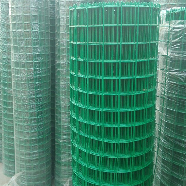 Green pvc coated wire mesh fencing